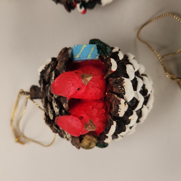 Set of 4 Woodland Pinecone Ornaments from 2003 - Picture 4 of 17